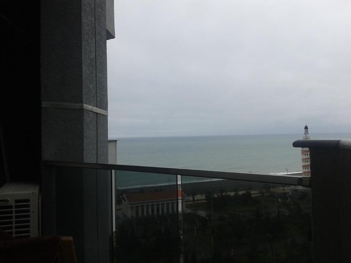 Batumi Orbi Sea Tawer Apartment Luaran gambar