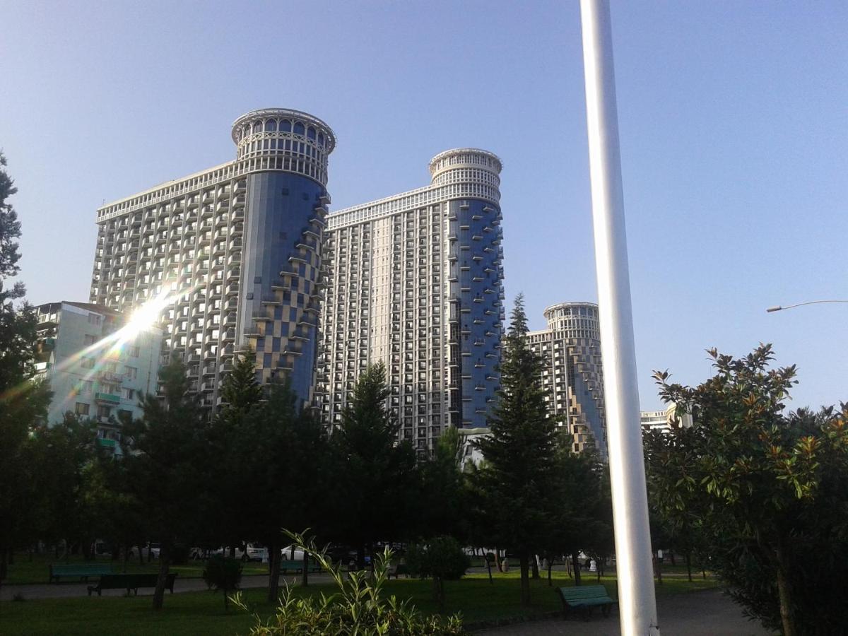 Batumi Orbi Sea Tawer Apartment Luaran gambar